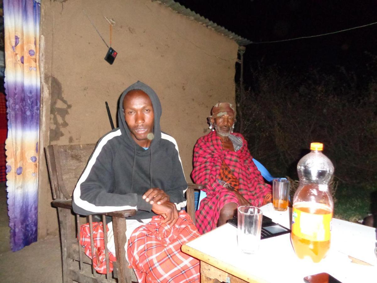 Maasai Homestay Camping Sekenani Exterior foto
